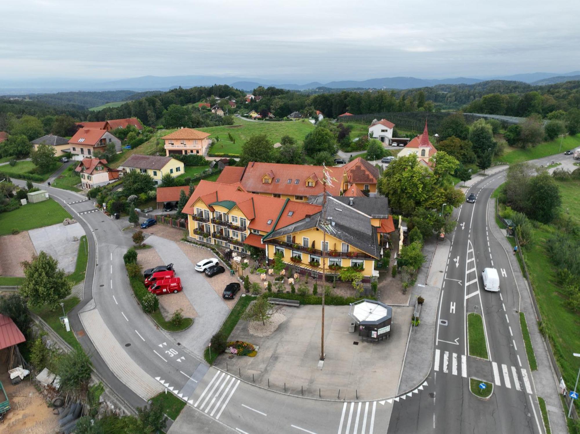 Gasthof Grossschedl Zum Kramerwirt Lassnitzhoehe エクステリア 写真